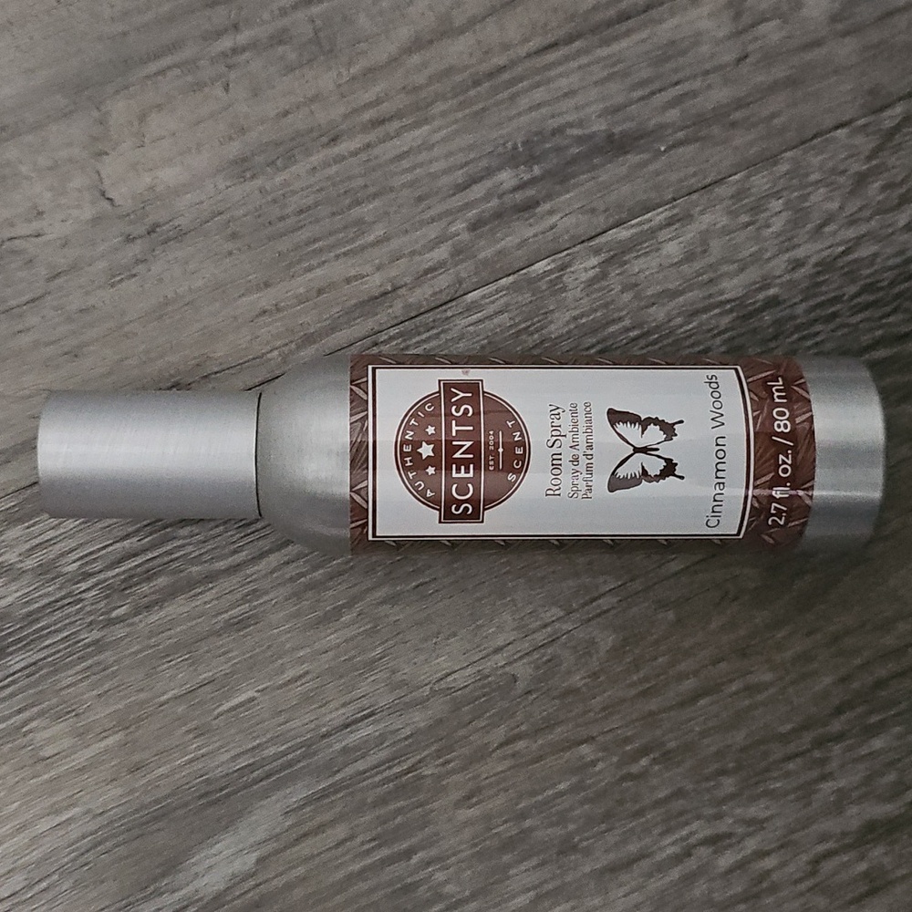 Scentsy Cinnamon Woods Room Spray